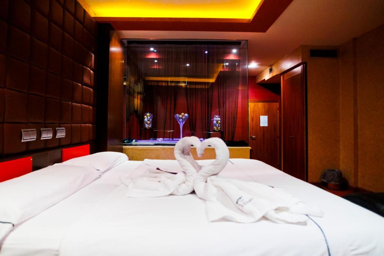 Motel Venus Valladolid Villanubla ภายนอก รูปภาพ