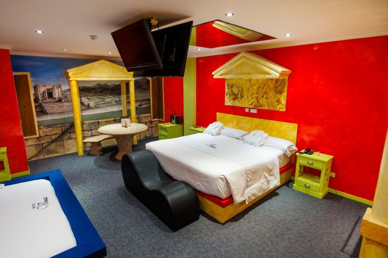 Motel Venus Valladolid Villanubla ภายนอก รูปภาพ
