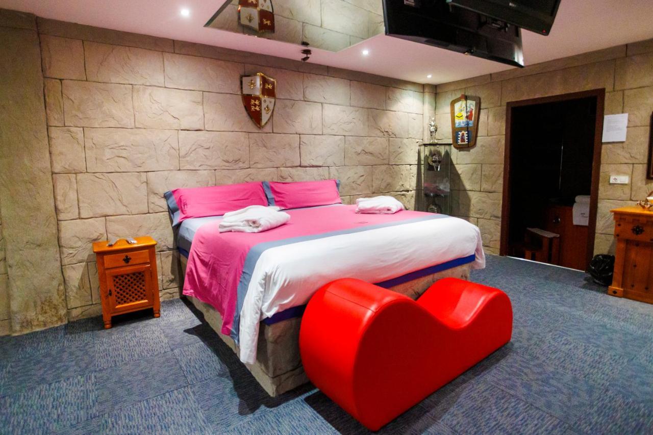 Motel Venus Valladolid Villanubla ภายนอก รูปภาพ