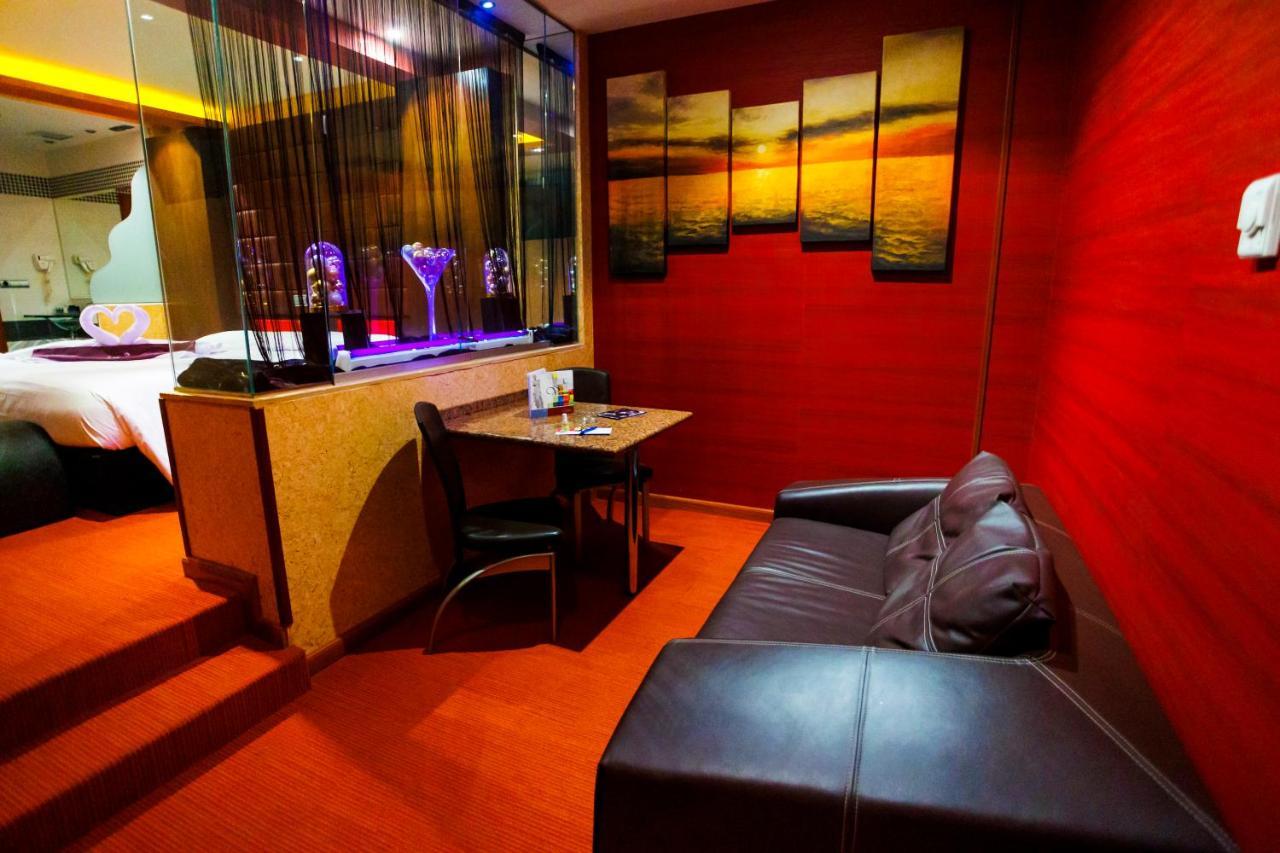 Motel Venus Valladolid Villanubla ภายนอก รูปภาพ