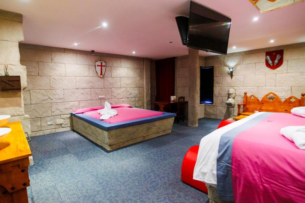 Motel Venus Valladolid Villanubla ภายนอก รูปภาพ