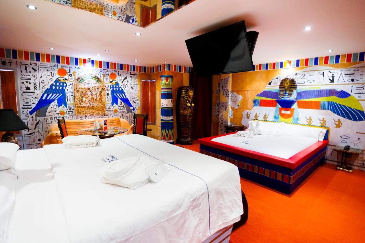Motel Venus Valladolid Villanubla ภายนอก รูปภาพ