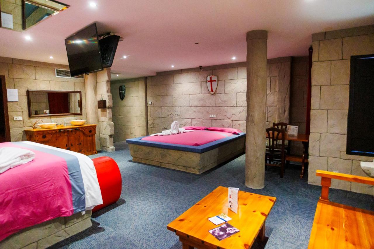 Motel Venus Valladolid Villanubla ภายนอก รูปภาพ