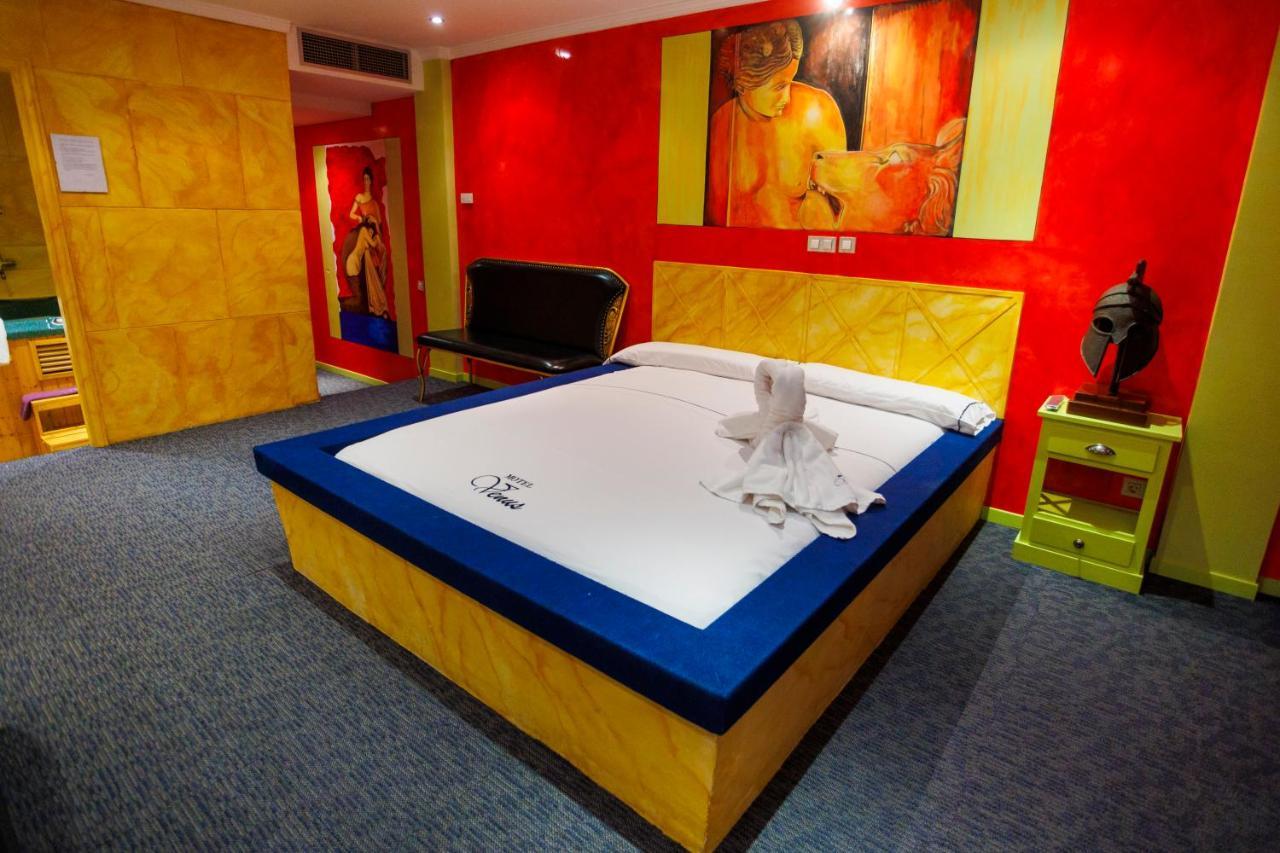Motel Venus Valladolid Villanubla ภายนอก รูปภาพ